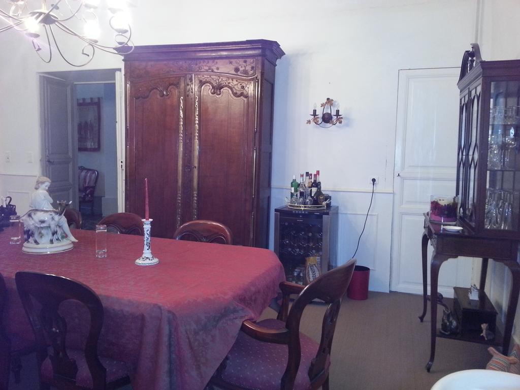 B&B Tour De Saint Anne Azille Esterno foto
