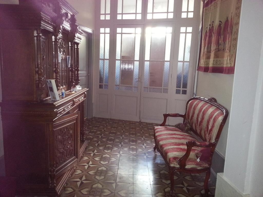 B&B Tour De Saint Anne Azille Esterno foto